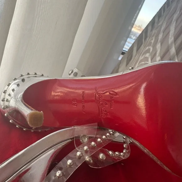 Vintage Limited Edition Anniversary Collection Louboutins - Picture 5 of 5